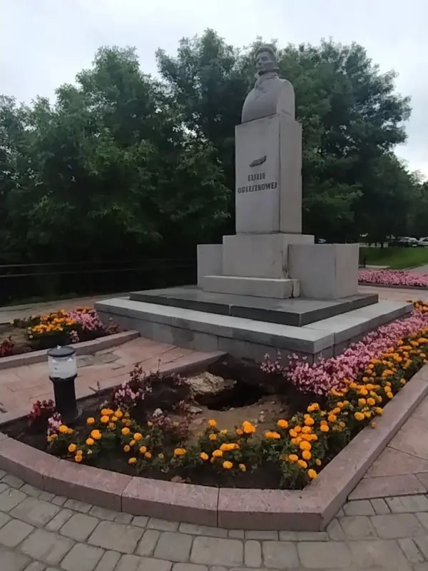 помнік Ажэшцы